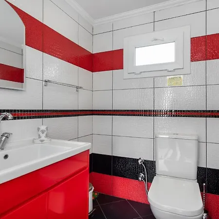 Rent Your Own Luxury With 4 Bedrooms Mugla 1005 올루데니스