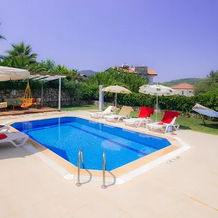 Rent Your Own Luxury With 4 Bedrooms Mugla 1005 빌라