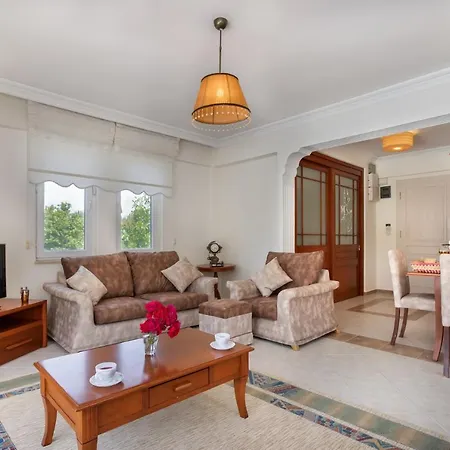 Rent Your Own Luxury With 4 Bedrooms Mugla 1005 올루데니스